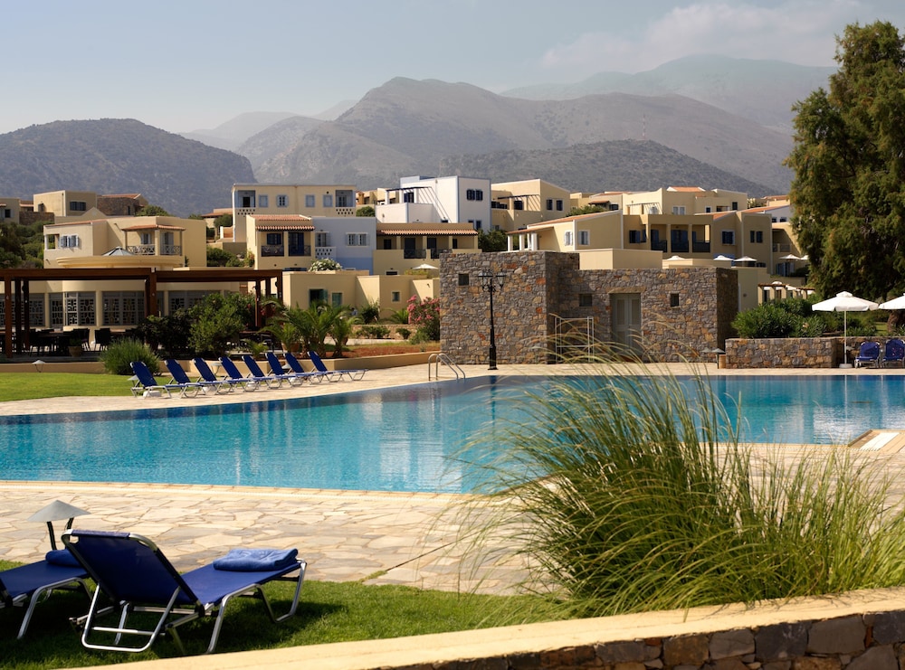 Kalimera Kriti Hotel & Village Resort — Swimming pool in Sissi