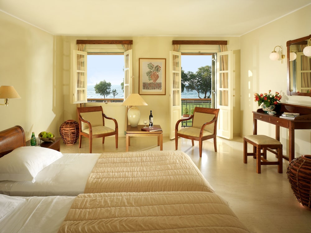 Kalimera Kriti Hotel & Village Resort — Hotel rooms in Sissi