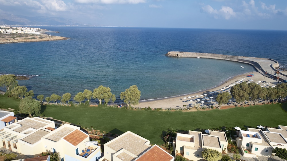 Kalimera Kriti Hotel & Village Resort — Beach in Sissi