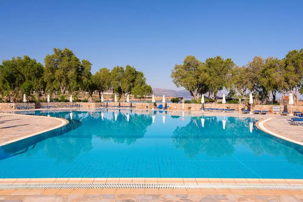 Kalimera Kriti Hotel & Village Resort — Swimming pool in Sissi