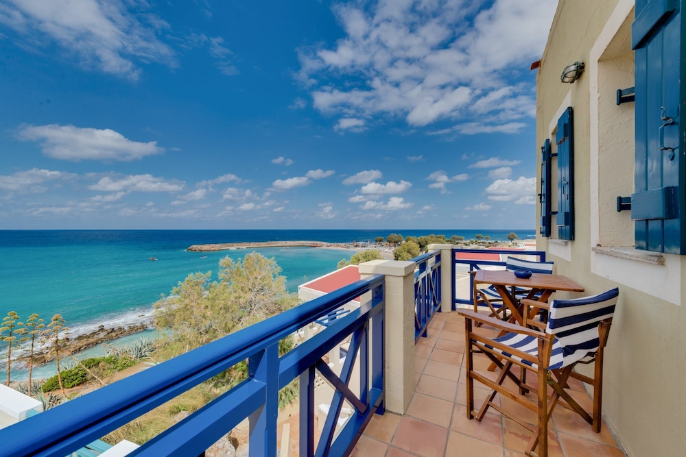 Kalimera Kriti Hotel & Village Resort — Beach in Sissi