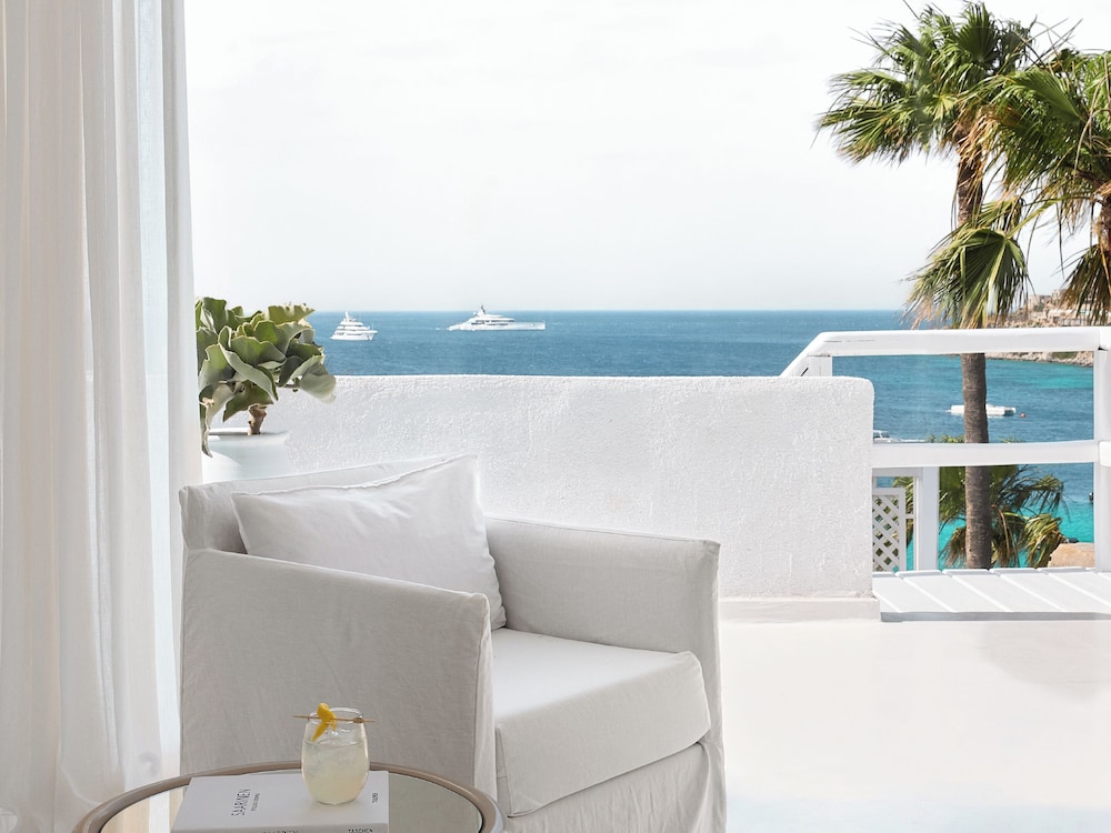 Mykonos Blu, A Resort to Live — Hotel rooms in Plati Gialos, South Aegean