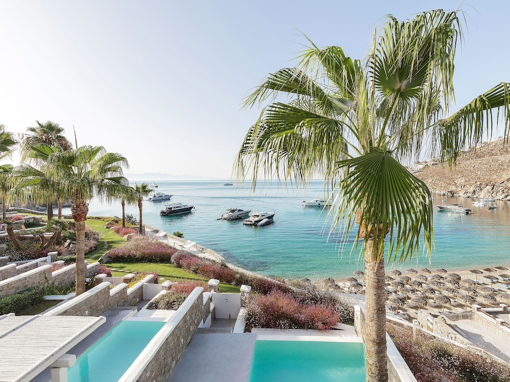 Mykonos Blu, A Resort to Live — Swimming pool in Plati Gialos, South Aegean