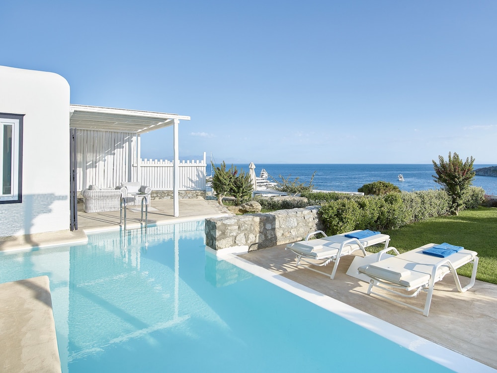 Mykonos Blu, A Resort to Live — Swimming pool in Plati Gialos, South Aegean