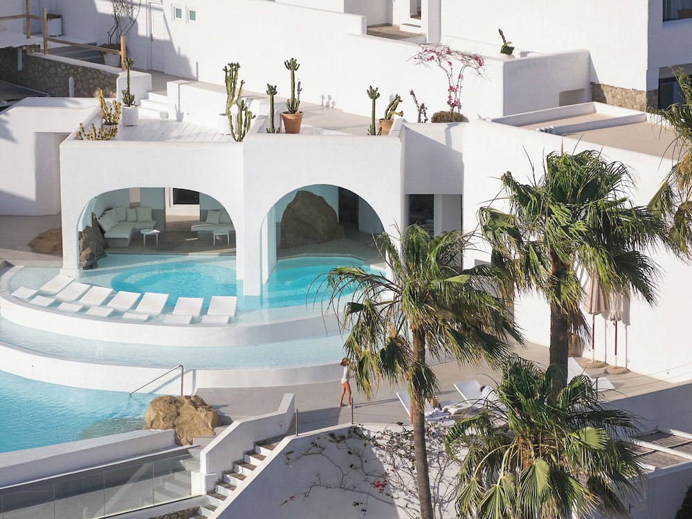 Mykonos Blu, A Resort to Live — Swimming pool in Plati Gialos, South Aegean