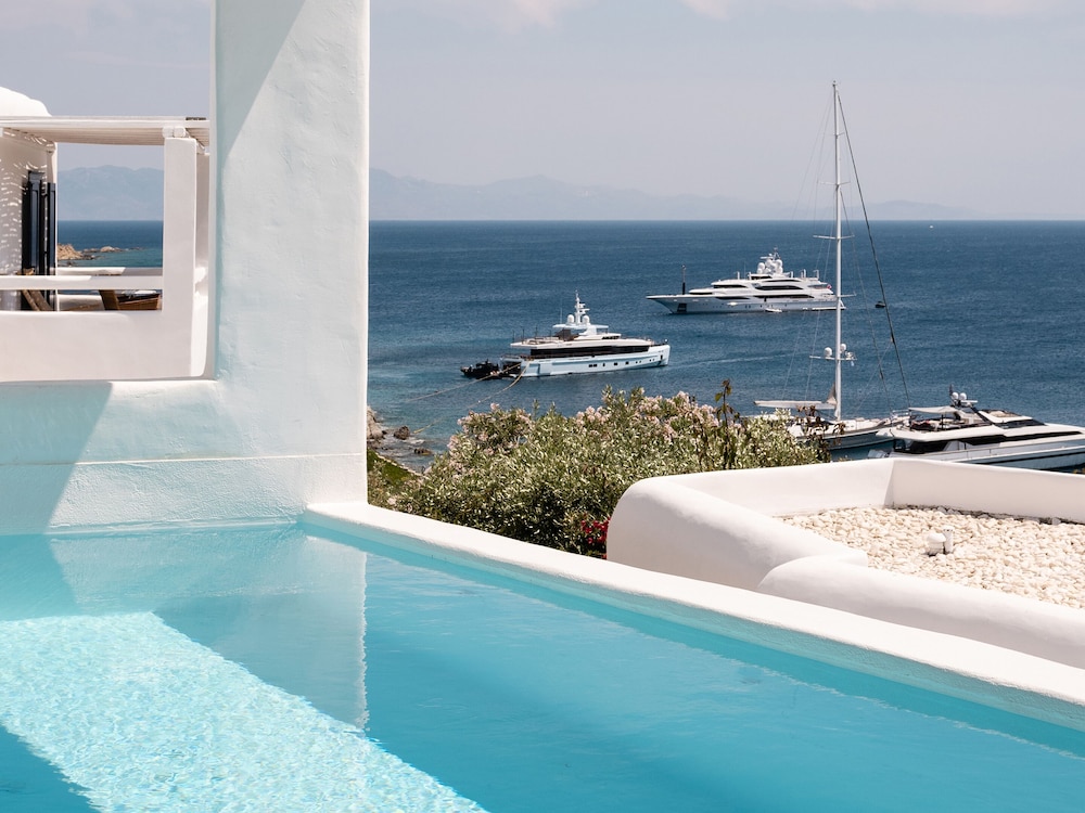 Mykonos Blu, A Resort to Live — Swimming pool in Plati Gialos, South Aegean
