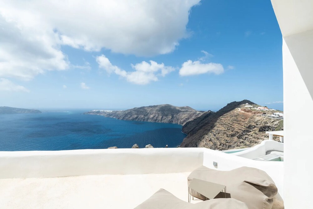Rocabella Santorini Hotel & SPA — Attractions in the area in Imerovigli, South Aegean
