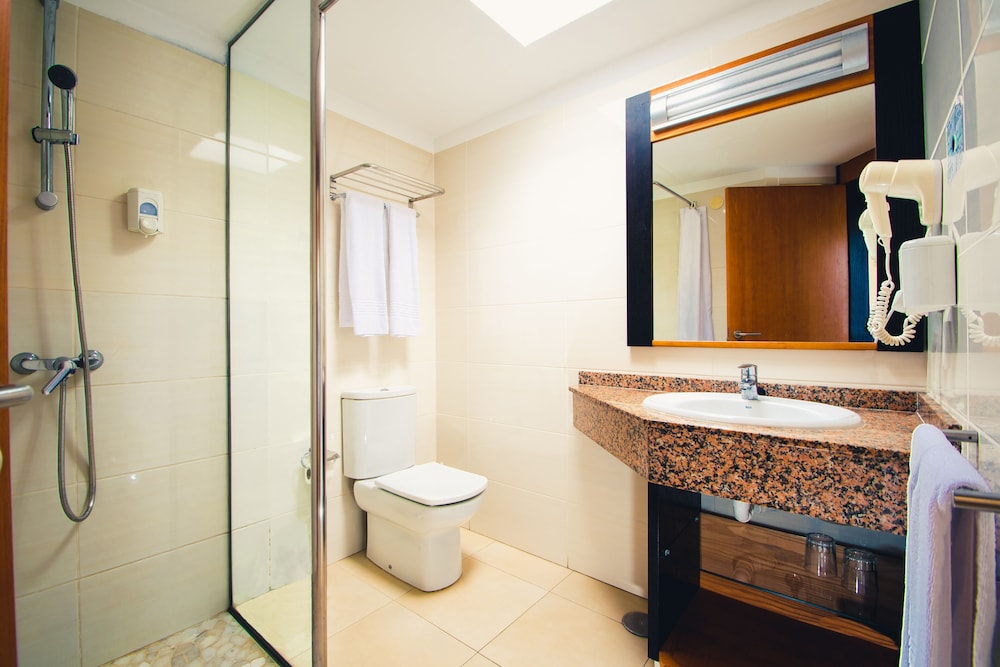 HL Miraflor Suites — Hotel rooms in Playa del Ingles, Canary Islands
