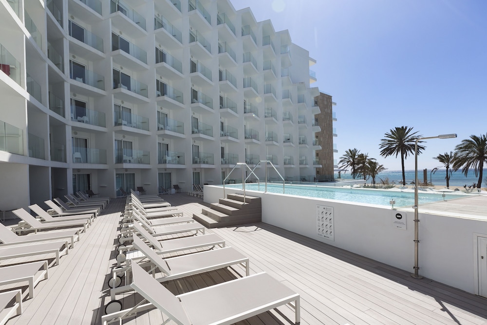 HM Tropical Hotel — Swimming pool in Playa de Palma, Balearic Islands