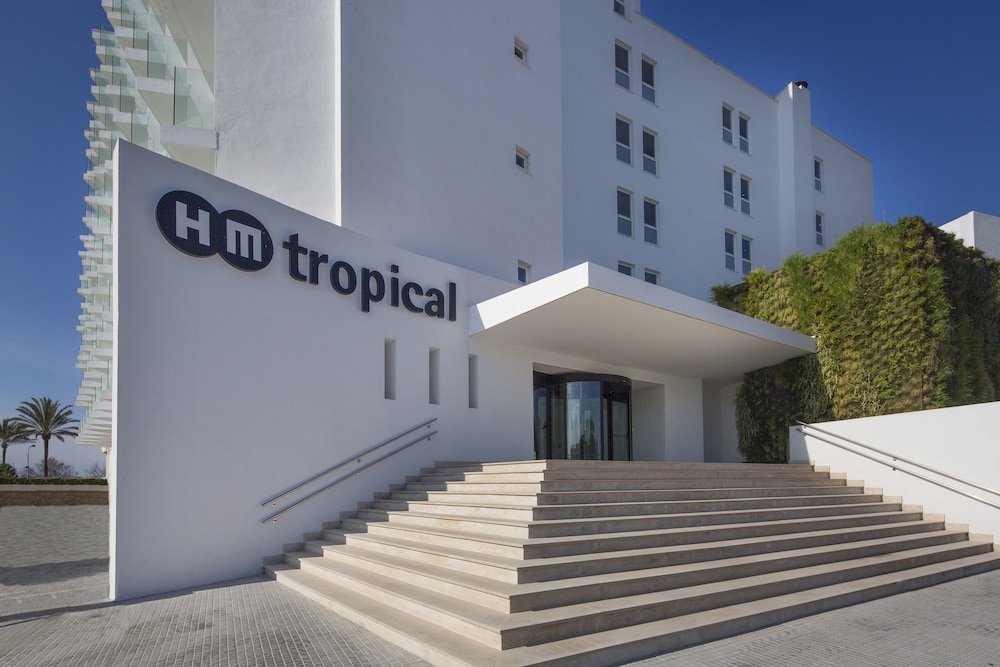 HM Tropical Hotel — Hotel building in Playa de Palma, Balearic Islands