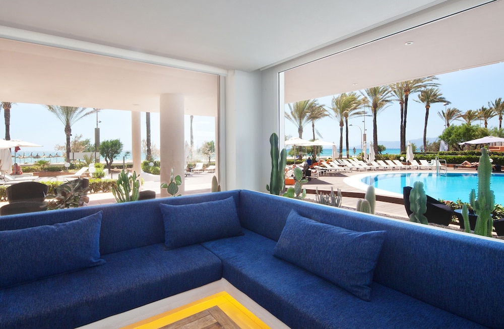 HM Tropical Hotel — Swimming pool in Playa de Palma, Balearic Islands