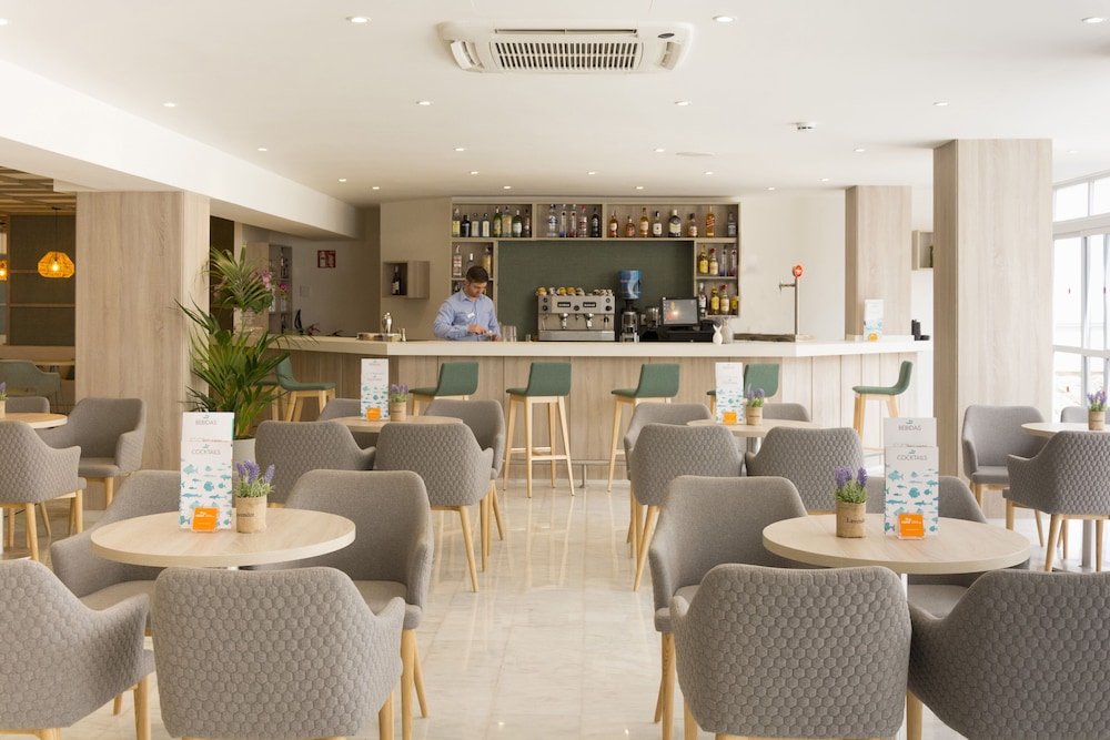 Hotel HSM SOlivera — Restaurant & bars in Peguera, Balearic Islands