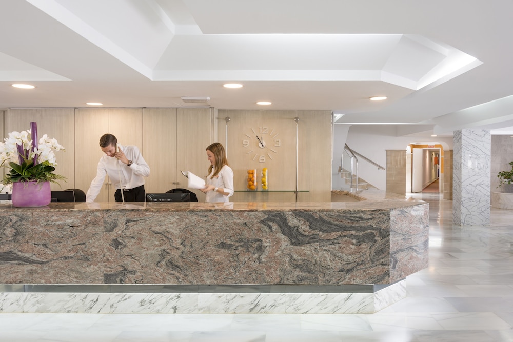 Hotel HSM SOlivera — Hotel building in Peguera, Balearic Islands