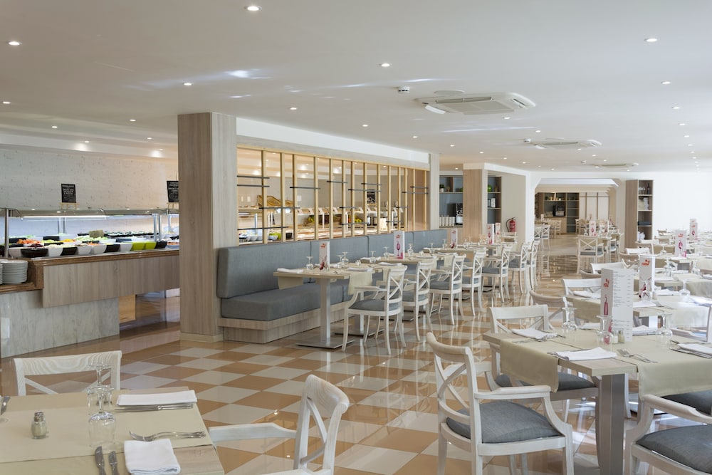 Hotel HSM SOlivera — Restaurant & bars in Peguera, Balearic Islands