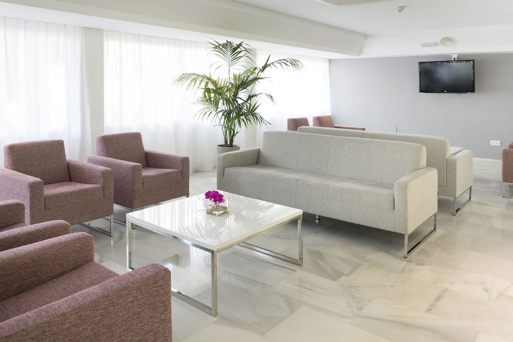 Hotel HSM SOlivera — Hotel rooms in Peguera, Balearic Islands