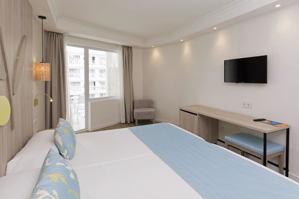 Hotel HSM SOlivera — Hotel rooms in Peguera, Balearic Islands