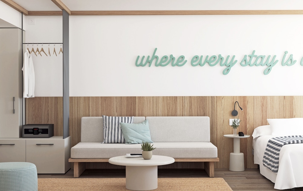 Hotel HSM Sándalo Beach — Hotel rooms in Magaluf, Balearic Islands