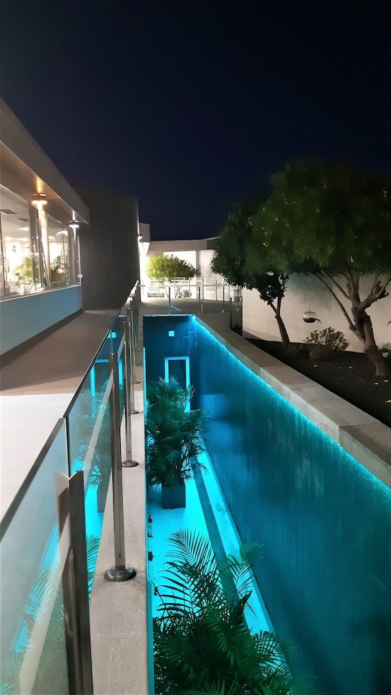 Hyde Park Lane — Swimming pool in Puerto del Carmen, Canary Islands