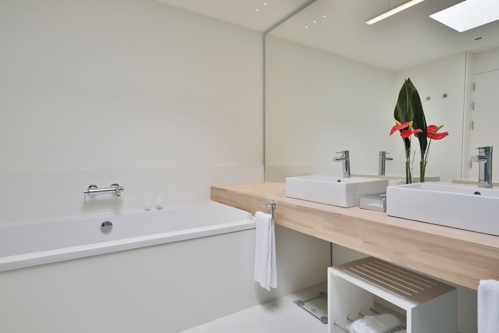 JOIA Salomé by Iberostar -Adults Only — Hotel rooms in Costa Adeje, Canary Islands