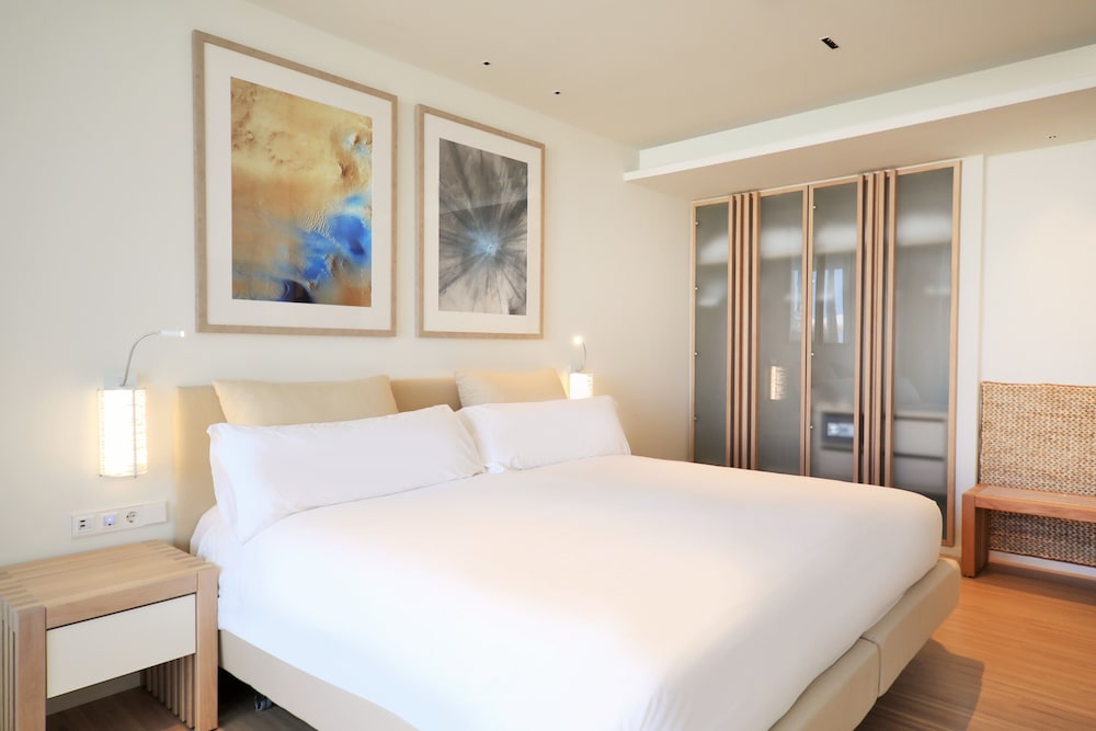JOIA Salomé by Iberostar -Adults Only — Hotel rooms in Costa Adeje, Canary Islands