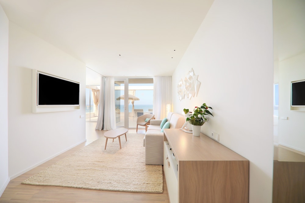JOIA Salomé by Iberostar -Adults Only — Hotel rooms in Costa Adeje, Canary Islands