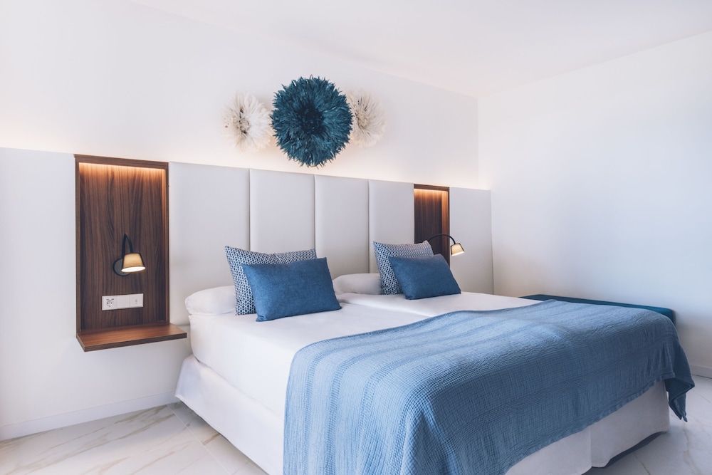 Iberostar Selection Playa de Muro Village — Hotel rooms in Playa de Muro, Balearic Islands