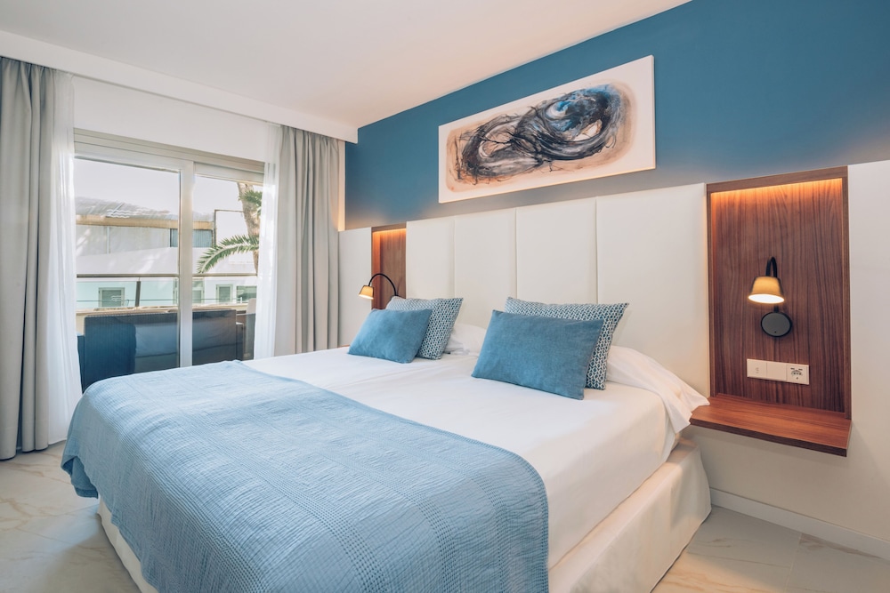 Iberostar Selection Playa de Muro Village — Hotel rooms in Playa de Muro, Balearic Islands