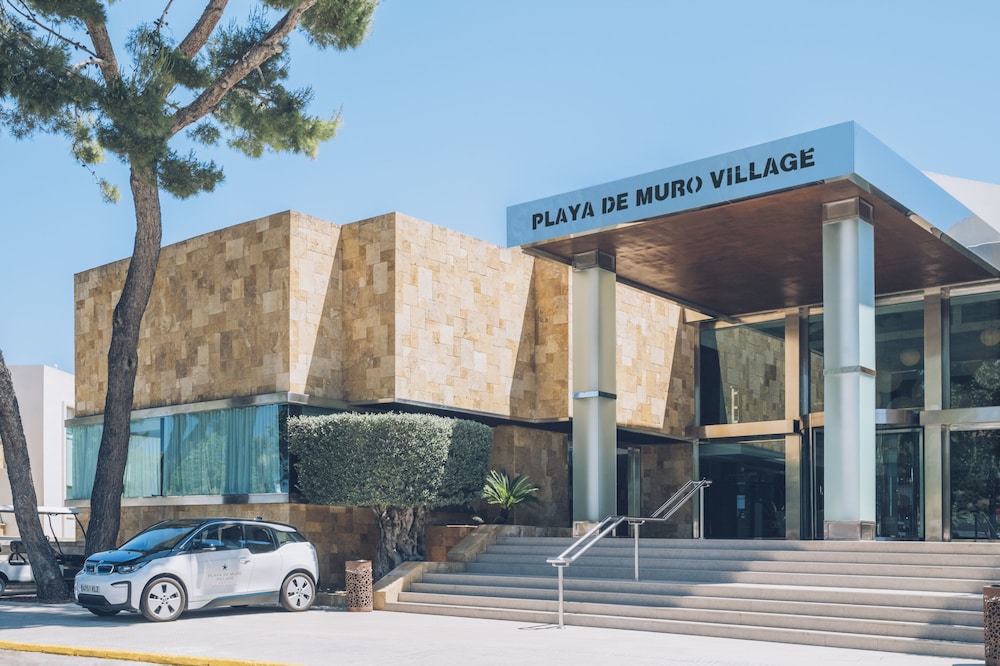 Iberostar Selection Playa de Muro Village — Hotel building in Playa de Muro, Balearic Islands