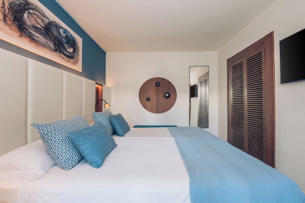 Iberostar Selection Playa de Muro Village — Hotel rooms in Playa de Muro, Balearic Islands