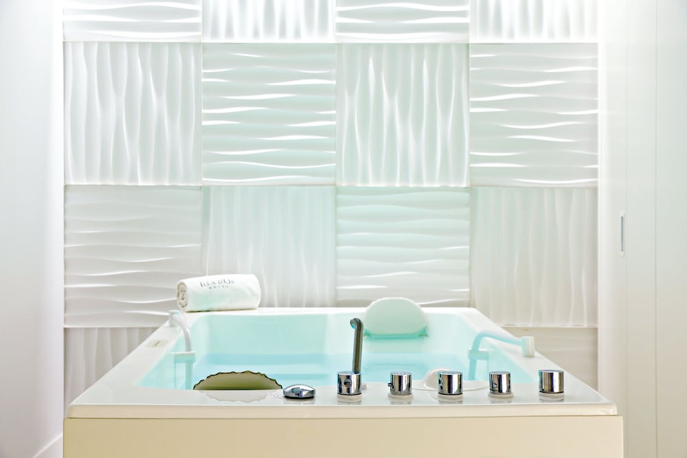 Hotel Illa D'Or — Spa in Puerto Pollensa, Balearic Islands