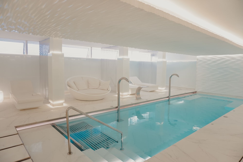 Hotel Illa D'Or — Swimming pool in Puerto Pollensa, Balearic Islands