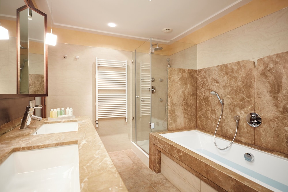 Insotel Fenicia Prestige Suites & Spa — Rooms in Santa Eulalia, Balearic Islands