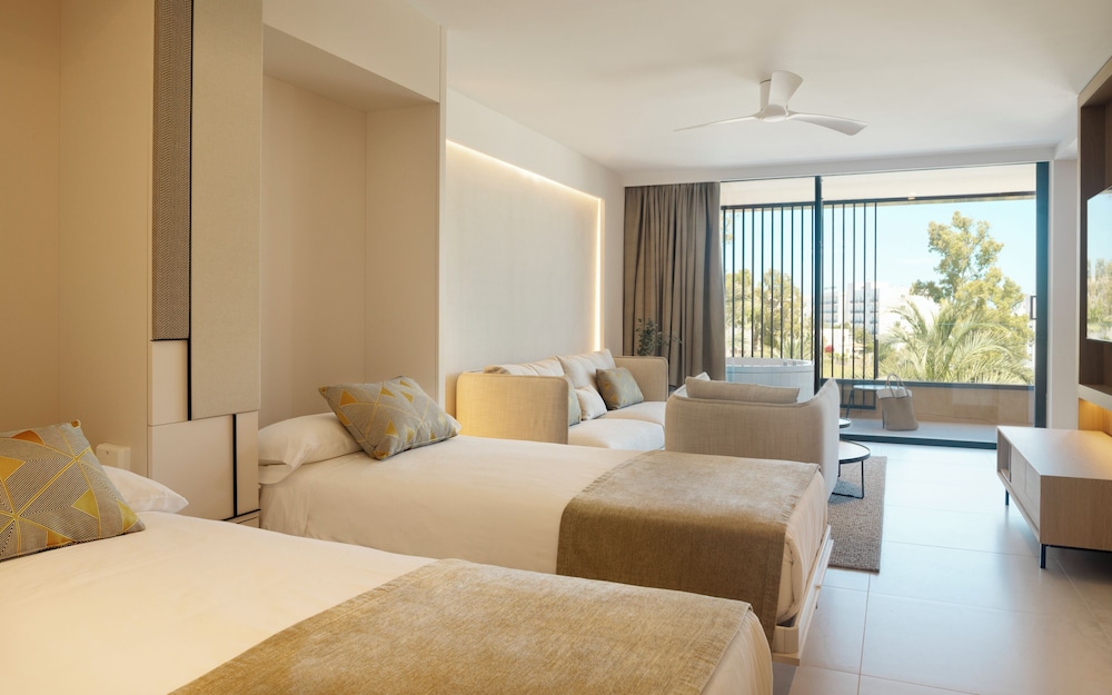 Insotel Fenicia Prestige Suites & Spa — Rooms in Santa Eulalia, Balearic Islands