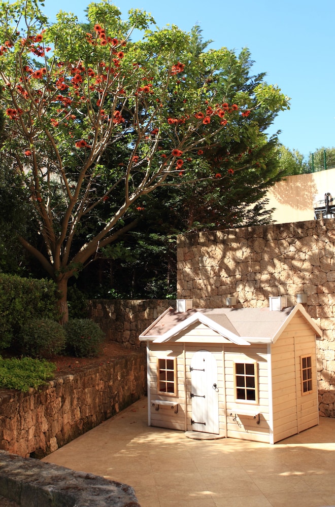 Insotel Fenicia Prestige Suites & Spa — Facilities in Santa Eulalia, Balearic Islands