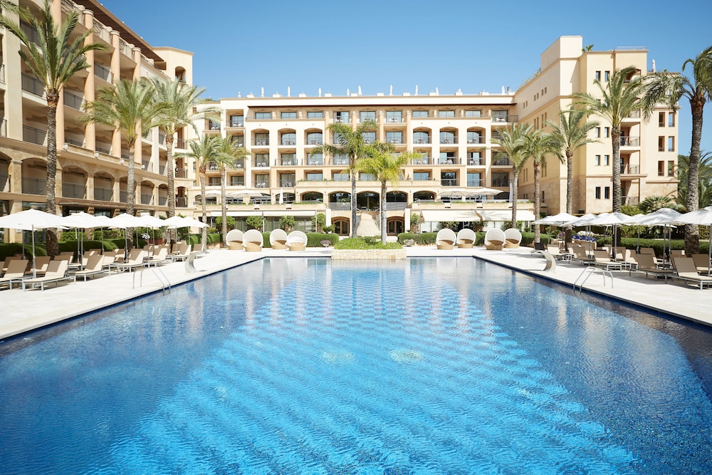 Insotel Fenicia Prestige Suites & Spa — Pool in Santa Eulalia, Balearic Islands