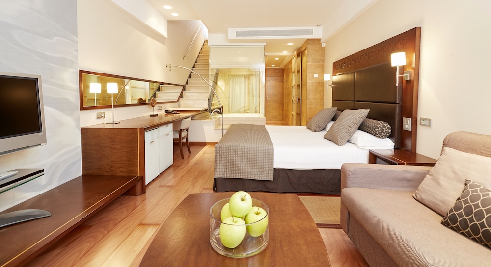 Insotel Fenicia Prestige Suites & Spa — Rooms in Santa Eulalia, Balearic Islands