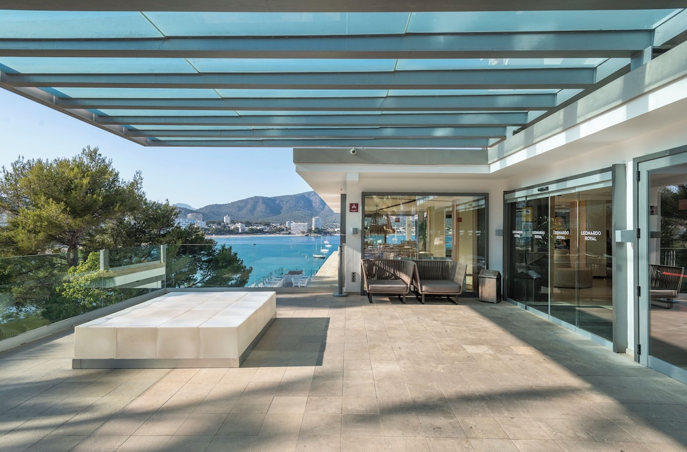 Leonardo Royal Hotel Mallorca — Hotel building in Magaluf, Balearic Islands