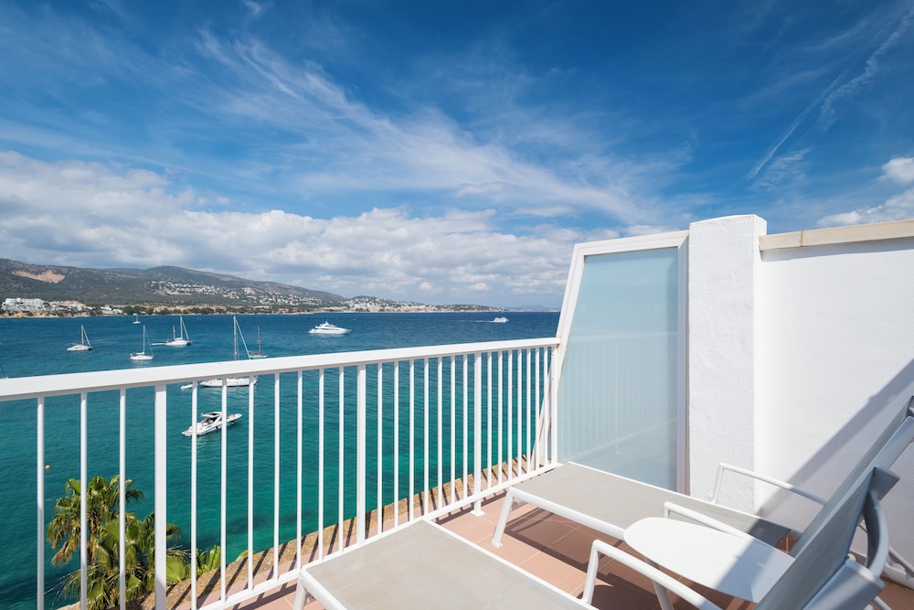 Leonardo Royal Hotel Mallorca — Hotel rooms in Magaluf, Balearic Islands