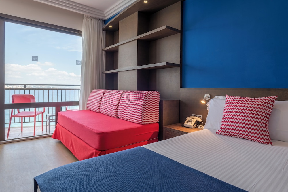 Leonardo Royal Hotel Mallorca — Hotel rooms in Magaluf, Balearic Islands