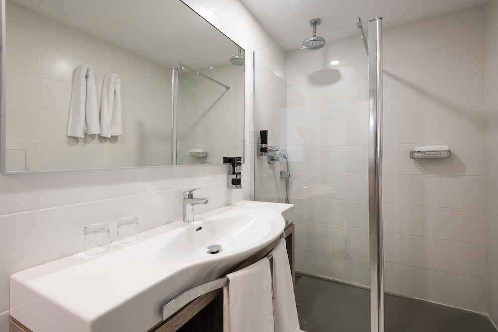 Leonardo Royal Hotel Mallorca Palmanova Bay — Hotel rooms in Magaluf, Balearic Islands