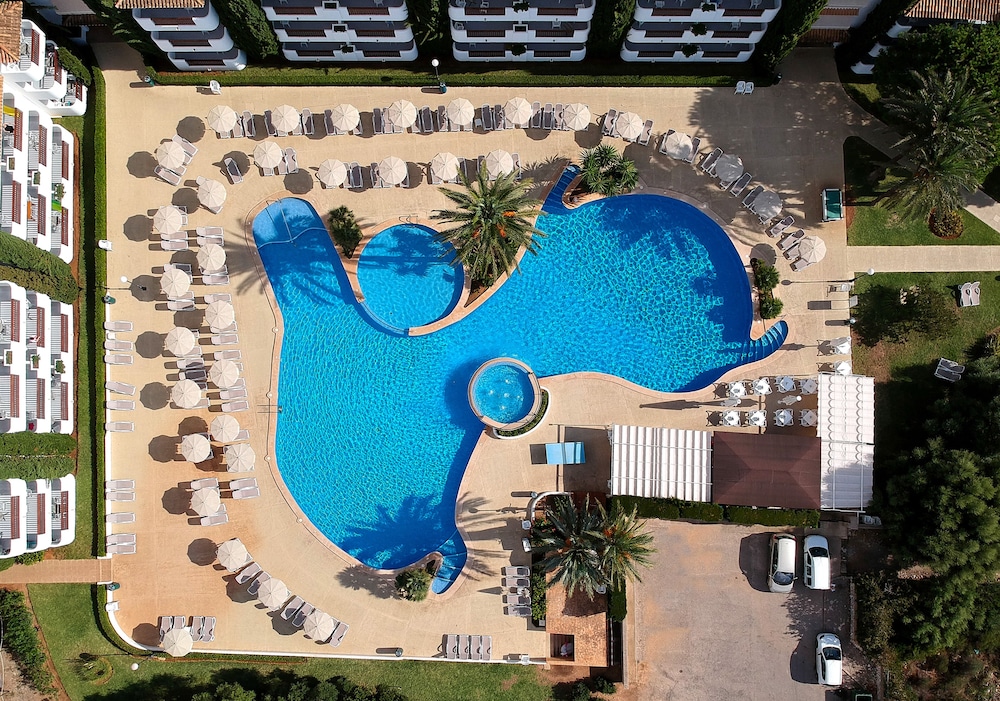 Inturotel Azul Garden — Swimming pool in Cala d´Or, Balearic Islands
