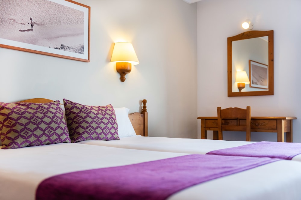 Inturotel Azul Garden — Hotel rooms in Cala d´Or, Balearic Islands