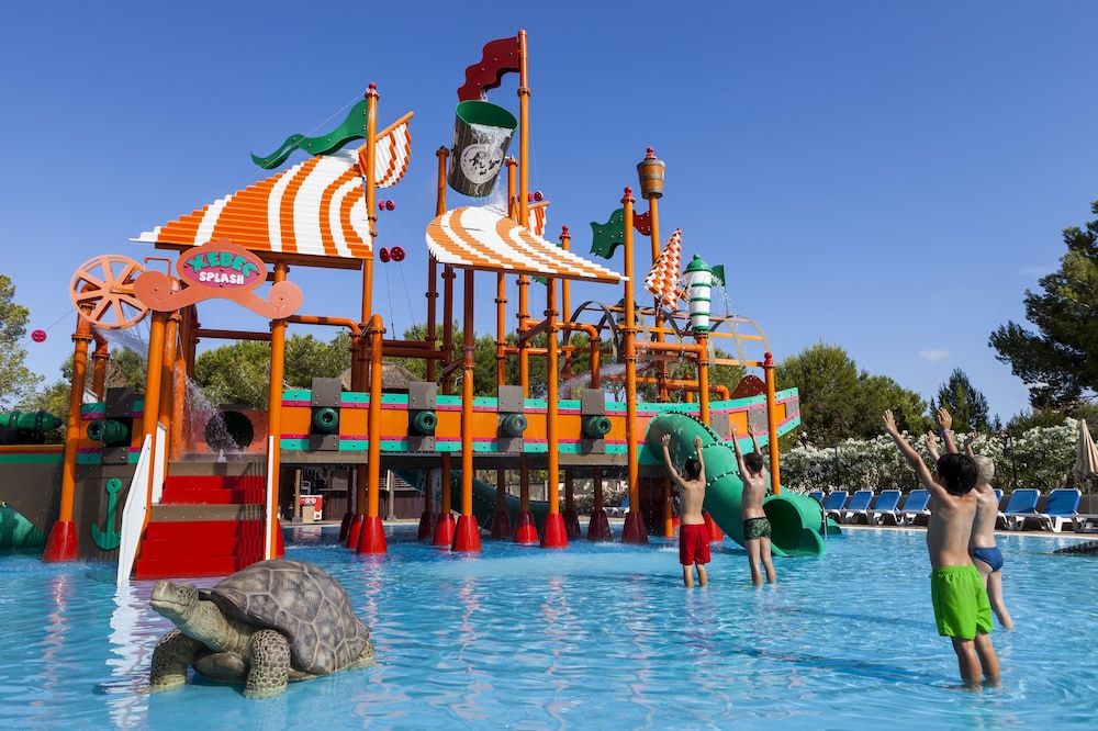 Invisa Hotel Club Cala Verde — Swimming pool in Santa Eulalia, Balearic Islands