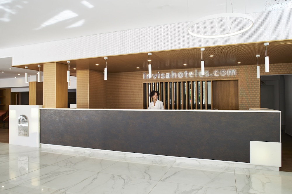 Invisa Hotel Club Cala Verde — Hotel building in Santa Eulalia, Balearic Islands