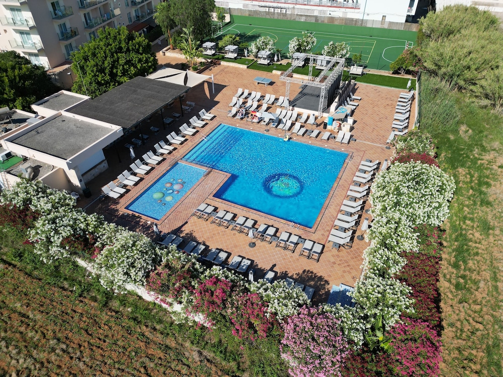 Invisa Hotel Es Pla - Adults Only — Swimming pool in San Antonio, Balearic Islands