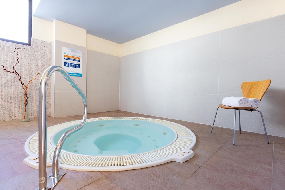 Invisa Hotel La Cala — Spa in Santa Eulalia, Balearic Islands