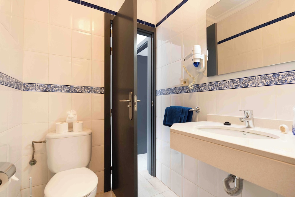 Apartamentos Jable Bermudas — Hotel rooms in Puerto del Carmen, Canary Islands