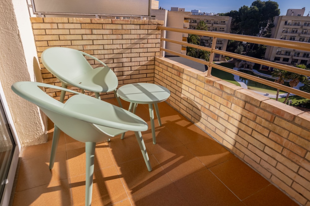 Hotel Jaime I — Hotel rooms in Salou, Catalonia