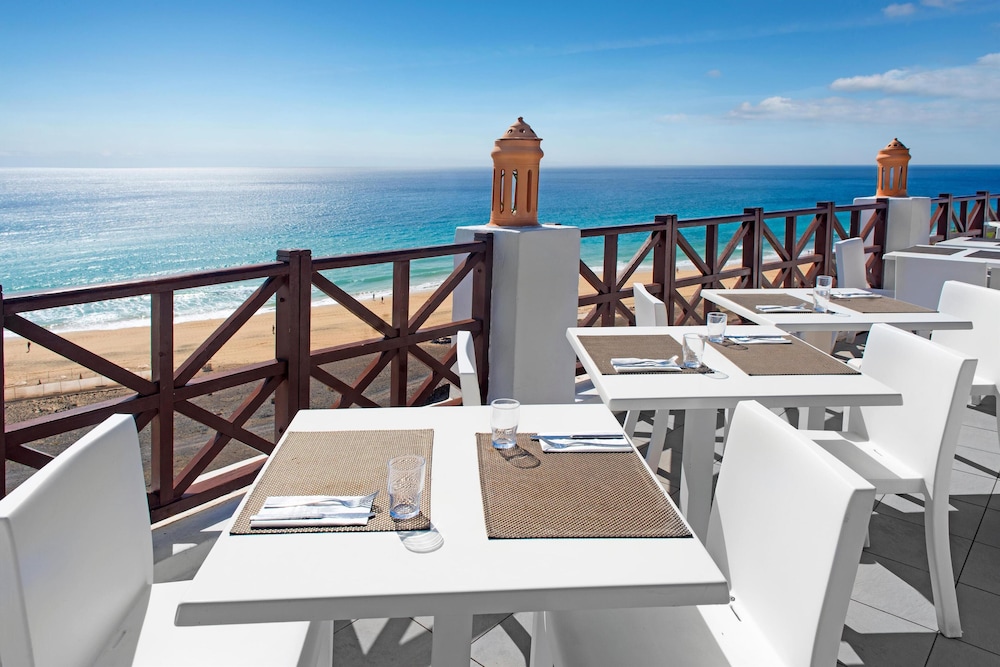 Club Jandía Princess - All Inclusive — Restaurant & bars in Esquinzo, Canary Islands