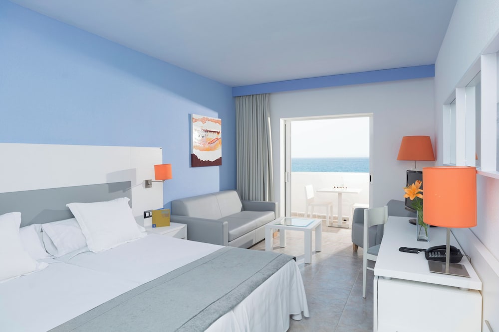 Club Jandía Princess - All Inclusive — Hotel rooms in Esquinzo, Canary Islands